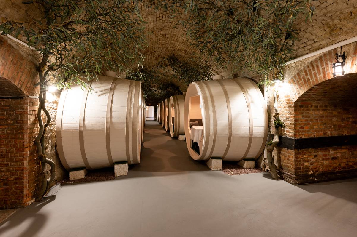 cellar-019.jpg